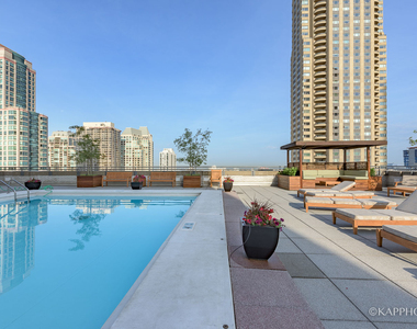 777 N Michigan Avenue - Photo Thumbnail 30
