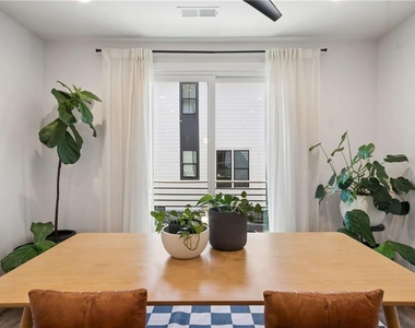 1350 May Avenue Se - Photo Thumbnail 10