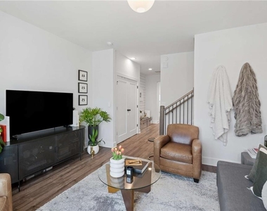 1350 May Avenue Se - Photo Thumbnail 21