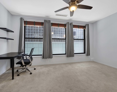 431 S Dearborn Street - Photo Thumbnail 13