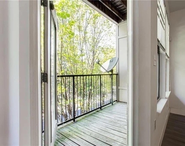 898 Oak Street Sw - Photo Thumbnail 13