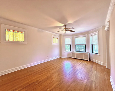 2535 W Eastwood Avenue - Photo Thumbnail 6