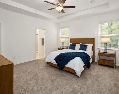 1610 Wellston Drive - Photo Thumbnail 8