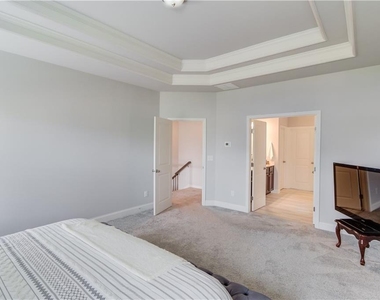 404 Henson Farm Drive - Photo Thumbnail 18