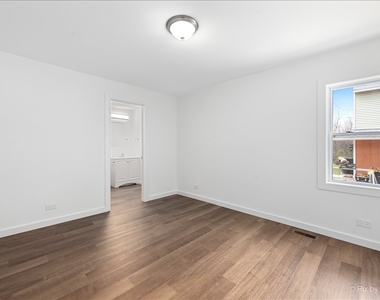 544 N Hainesville Road - Photo Thumbnail 19