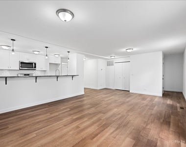 544 N Hainesville Road - Photo Thumbnail 5