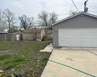 2016 Capri Avenue - Photo Thumbnail 17