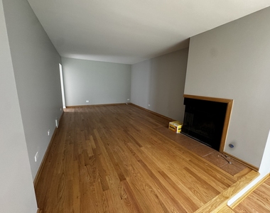 786 Greenwood Road - Photo Thumbnail 4