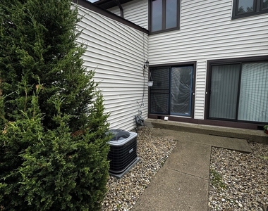 786 Greenwood Road - Photo Thumbnail 22