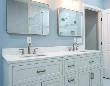 3924 Ashford Dunwoody Road Ne - Photo Thumbnail 17