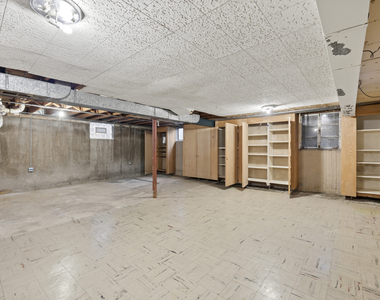 934 Yale Street - Photo Thumbnail 15