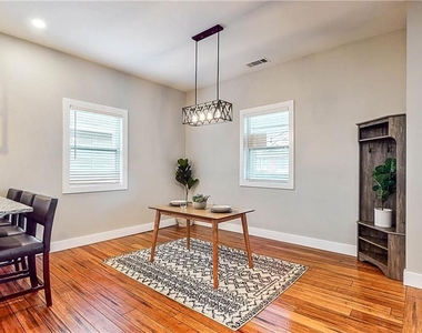 1130 Larosa Terrace Sw - Photo Thumbnail 6