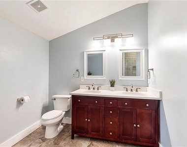 1130 Larosa Terrace Sw - Photo Thumbnail 17