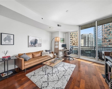 1080 Peachtree Street Ne - Photo Thumbnail 7