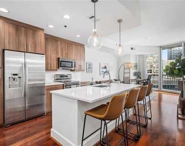 1080 Peachtree Street Ne - Photo Thumbnail 1