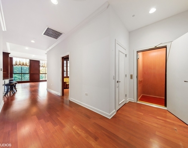 310 S Michigan Avenue - Photo Thumbnail 17