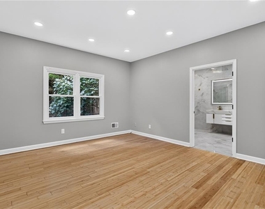 475 Trammell Drive - Photo Thumbnail 22