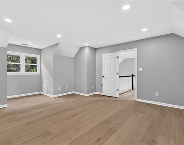 475 Trammell Drive - Photo Thumbnail 38