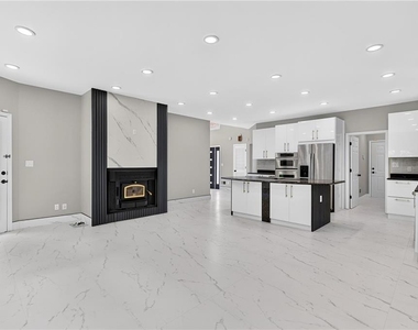 475 Trammell Drive - Photo Thumbnail 9