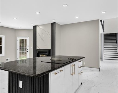 475 Trammell Drive - Photo Thumbnail 13
