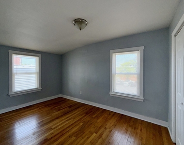 2531 N Tripp Avenue - Photo Thumbnail 7
