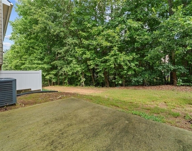386 Creek Manor Way - Photo Thumbnail 32