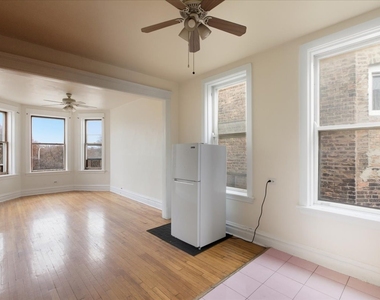 3133 W Augusta Boulevard - Photo Thumbnail 3