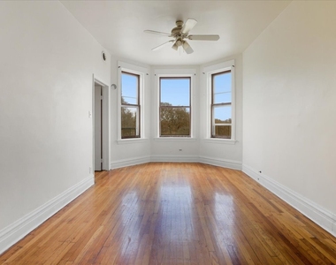 3133 W Augusta Boulevard - Photo Thumbnail 1