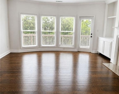 3661 Chicago Street - Photo Thumbnail 12