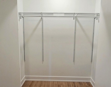 2230 W Wilson Avenue - Photo Thumbnail 13