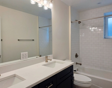 2230 W Wilson Avenue - Photo Thumbnail 5