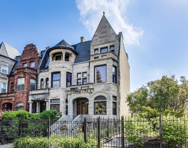 4553 S Ellis Avenue - Photo Thumbnail 1