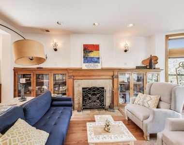 4553 S Ellis Avenue - Photo Thumbnail 6