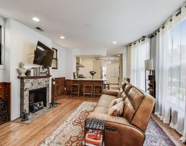4553 S Ellis Avenue - Photo Thumbnail 15