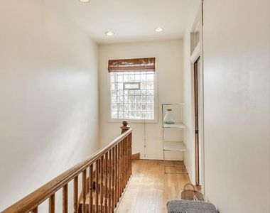 4553 S Ellis Avenue - Photo Thumbnail 37