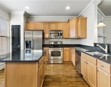5429 Willow Oak Drive - Photo Thumbnail 6