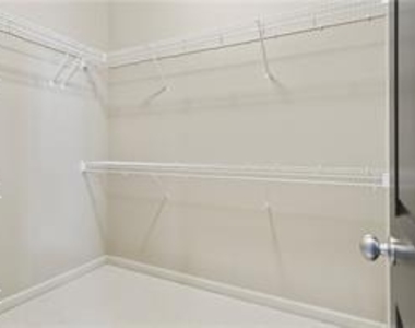 5429 Willow Oak Drive - Photo Thumbnail 19