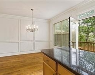 5429 Willow Oak Drive - Photo Thumbnail 9