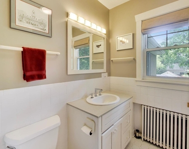 2624 Thayer Street - Photo Thumbnail 26