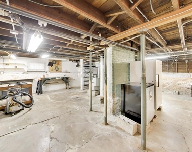 2624 Thayer Street - Photo Thumbnail 41