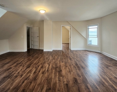 3523 W Fullerton Avenue - Photo Thumbnail 4
