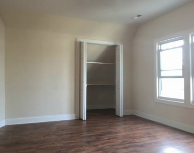 3523 W Fullerton Avenue - Photo Thumbnail 17