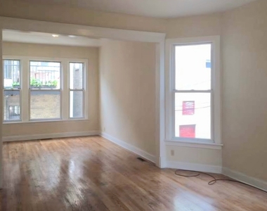 3523 W Fullerton Avenue - Photo Thumbnail 7