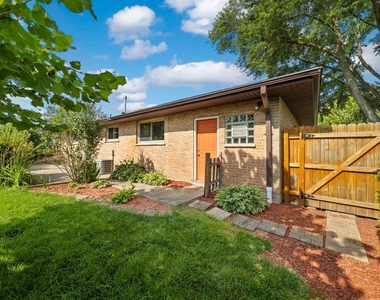 415 Tennyson Road - Photo Thumbnail 14