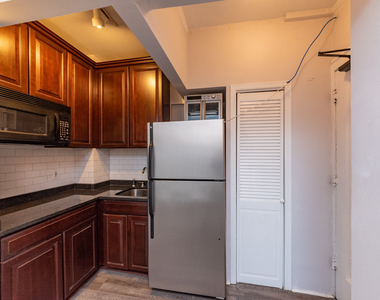 400 W Deming Place - Photo Thumbnail 5