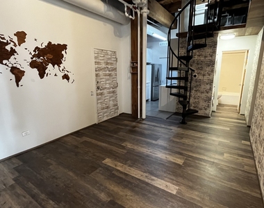 331 S Peoria Street - Photo Thumbnail 5