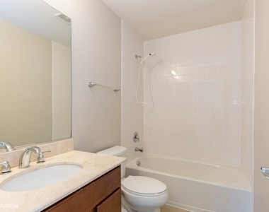 323 Aspen Pointe Road - Photo Thumbnail 10