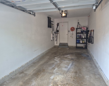 453 Village Creek Drive - Photo Thumbnail 29