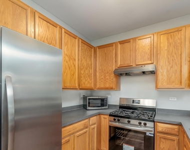 2255 Georgetown Circle - Photo Thumbnail 6