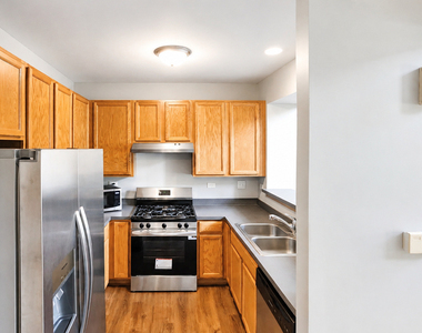 2255 Georgetown Circle - Photo Thumbnail 5